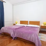 With A Parking Space Srebreno, Dubrovnik - 8828 Апартаменты *